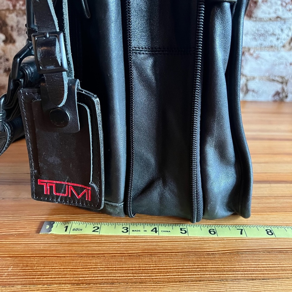 Tumi Expandable Briefcase - Picture 10 of 10